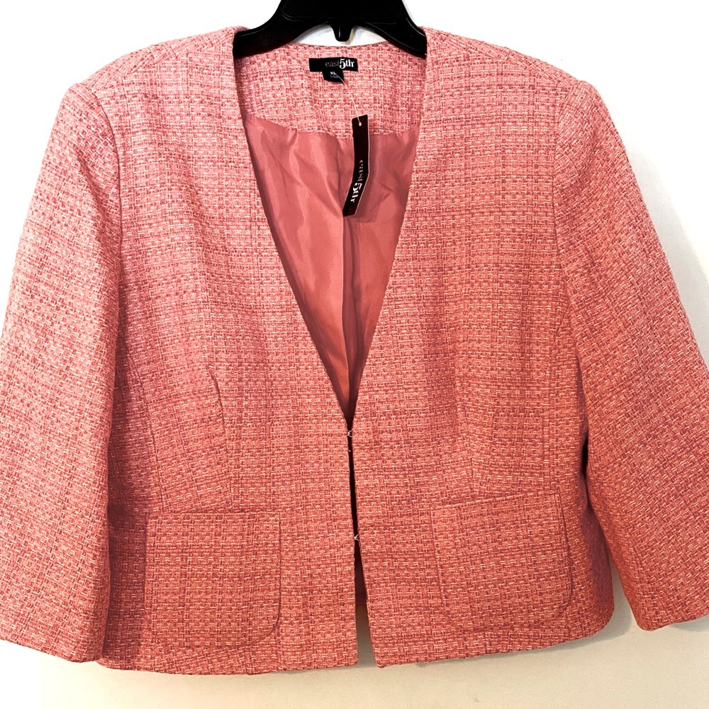 NWT Pink Tweed Boucle Cropped Jacket